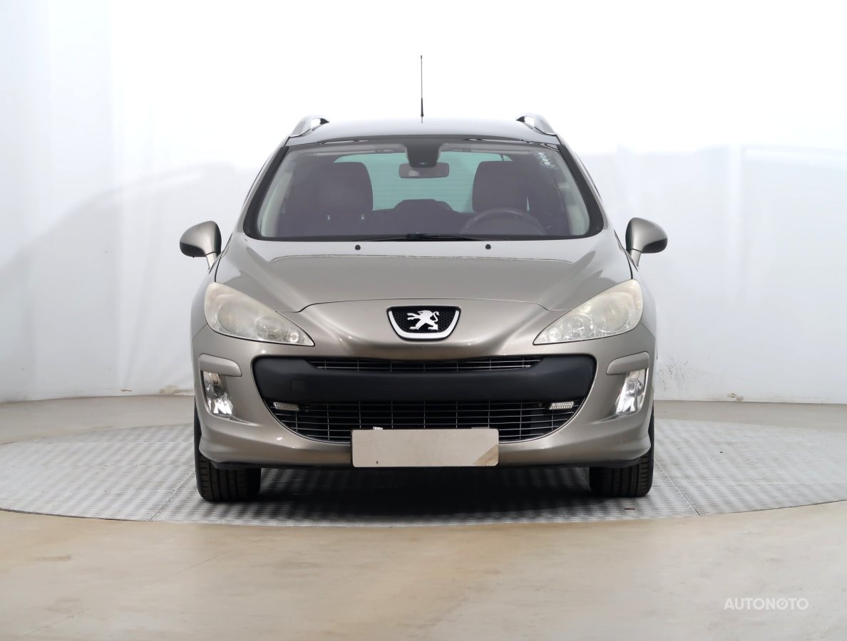 Peugeot 308, 2010 - pohled č. 2