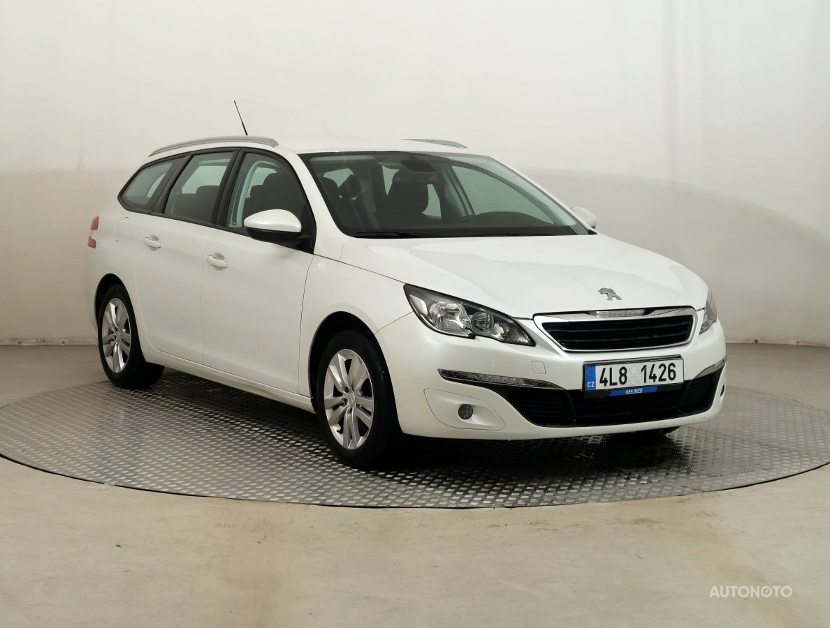 Peugeot 308, 2015 - celkový pohled