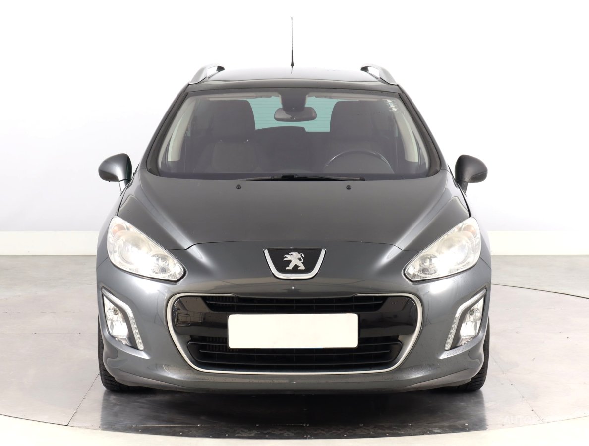 Peugeot 308, 2014 - pohled č. 2