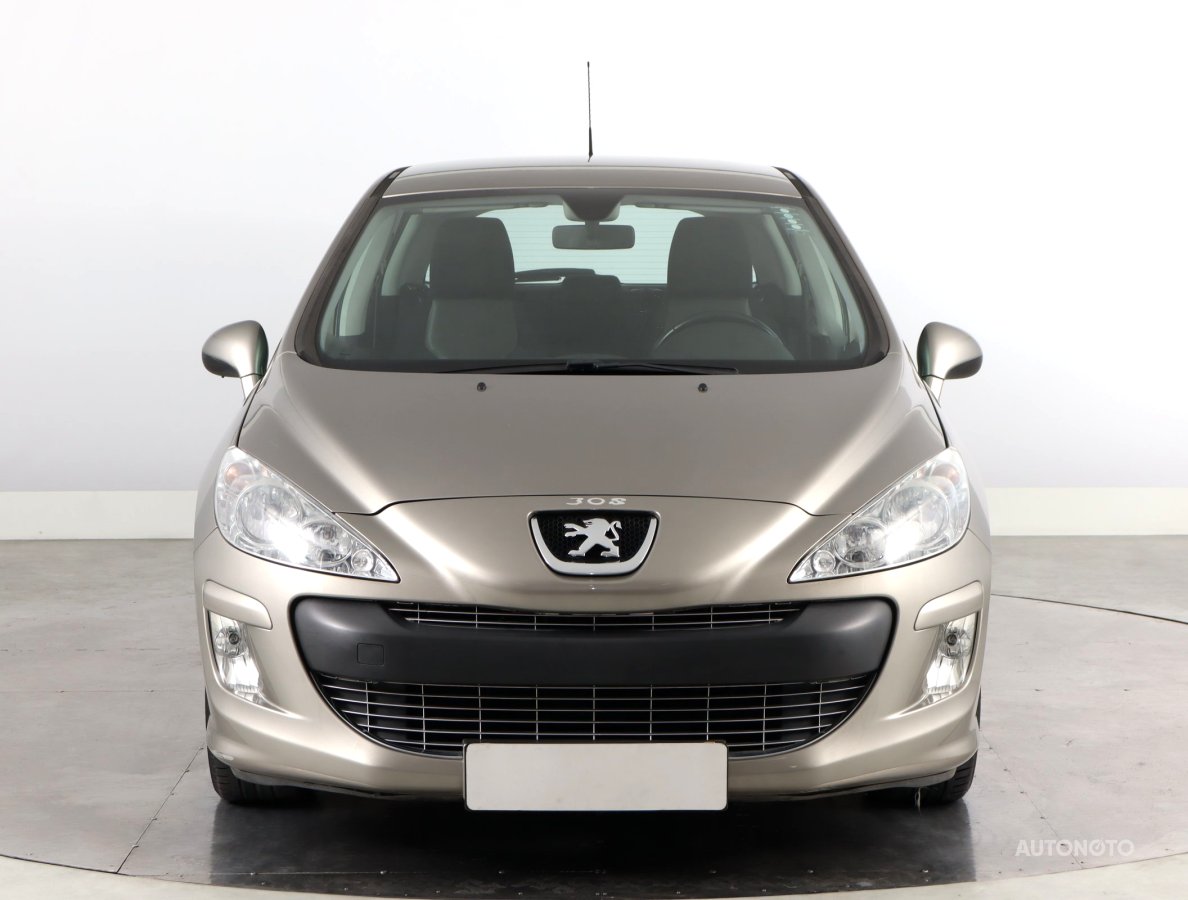 Peugeot 308, 2010 - pohled č. 2