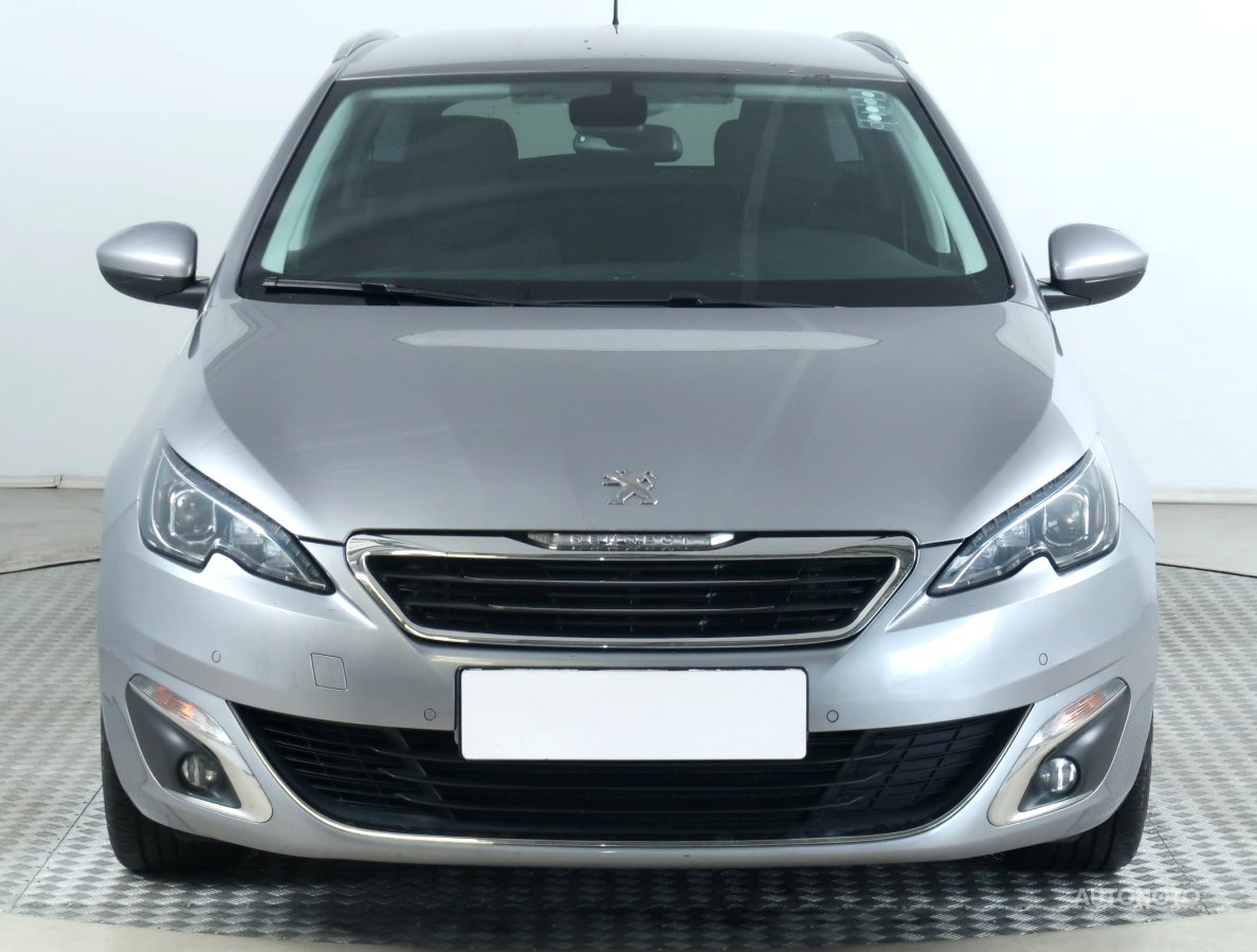 Peugeot 308, 2017 - pohled č. 2