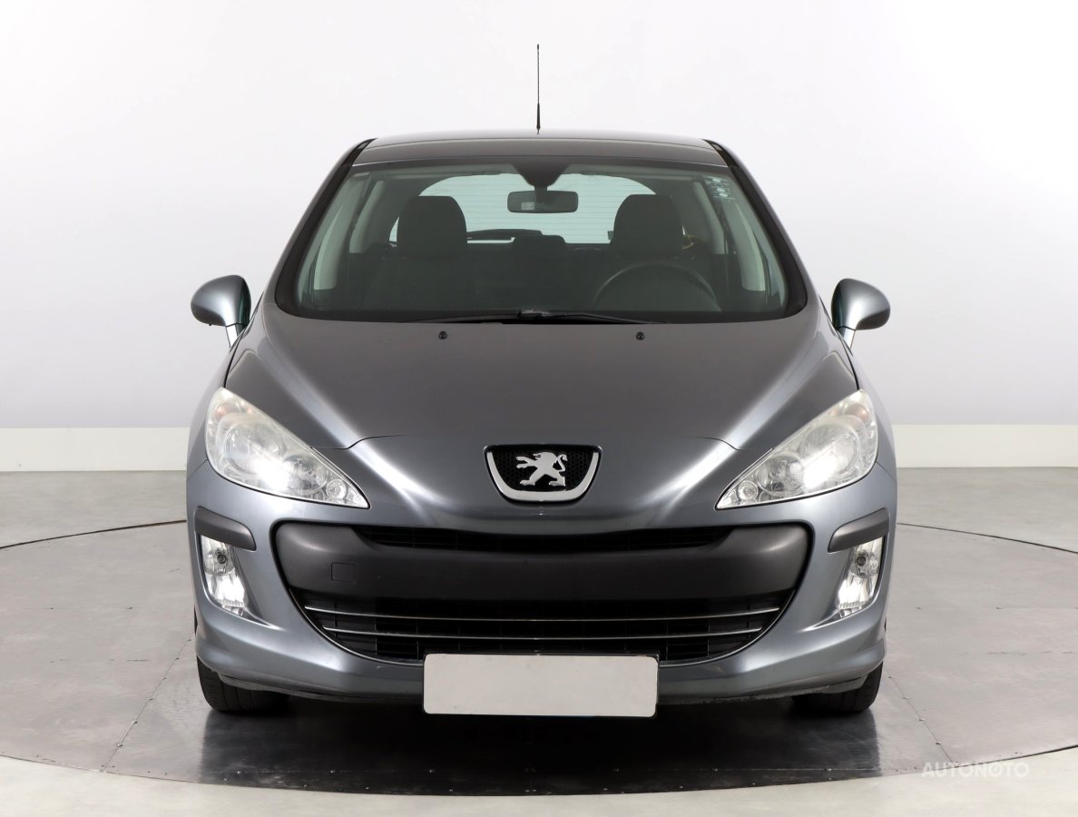 Peugeot 308, 2010 - pohled č. 2