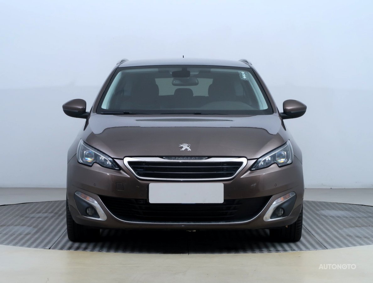 Peugeot 308, 2015 - pohled č. 2