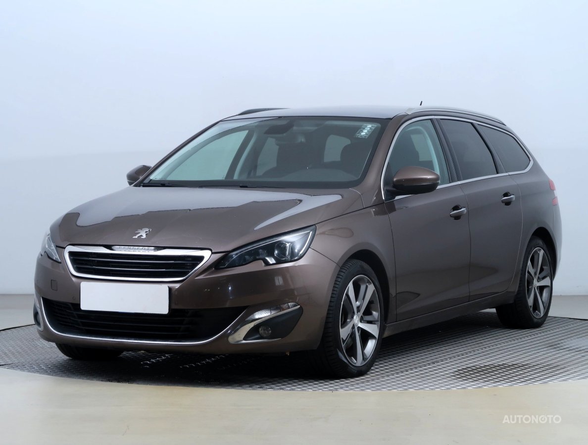 Peugeot 308, 2015 - pohled č. 3