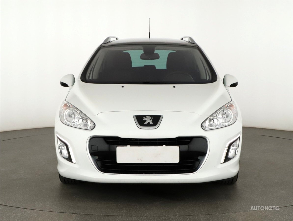 Peugeot 308, 2013 - pohled č. 2