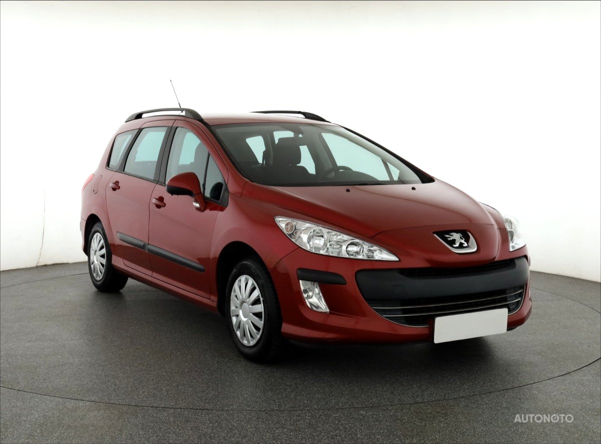 Peugeot 308, 2009 - celkový pohled