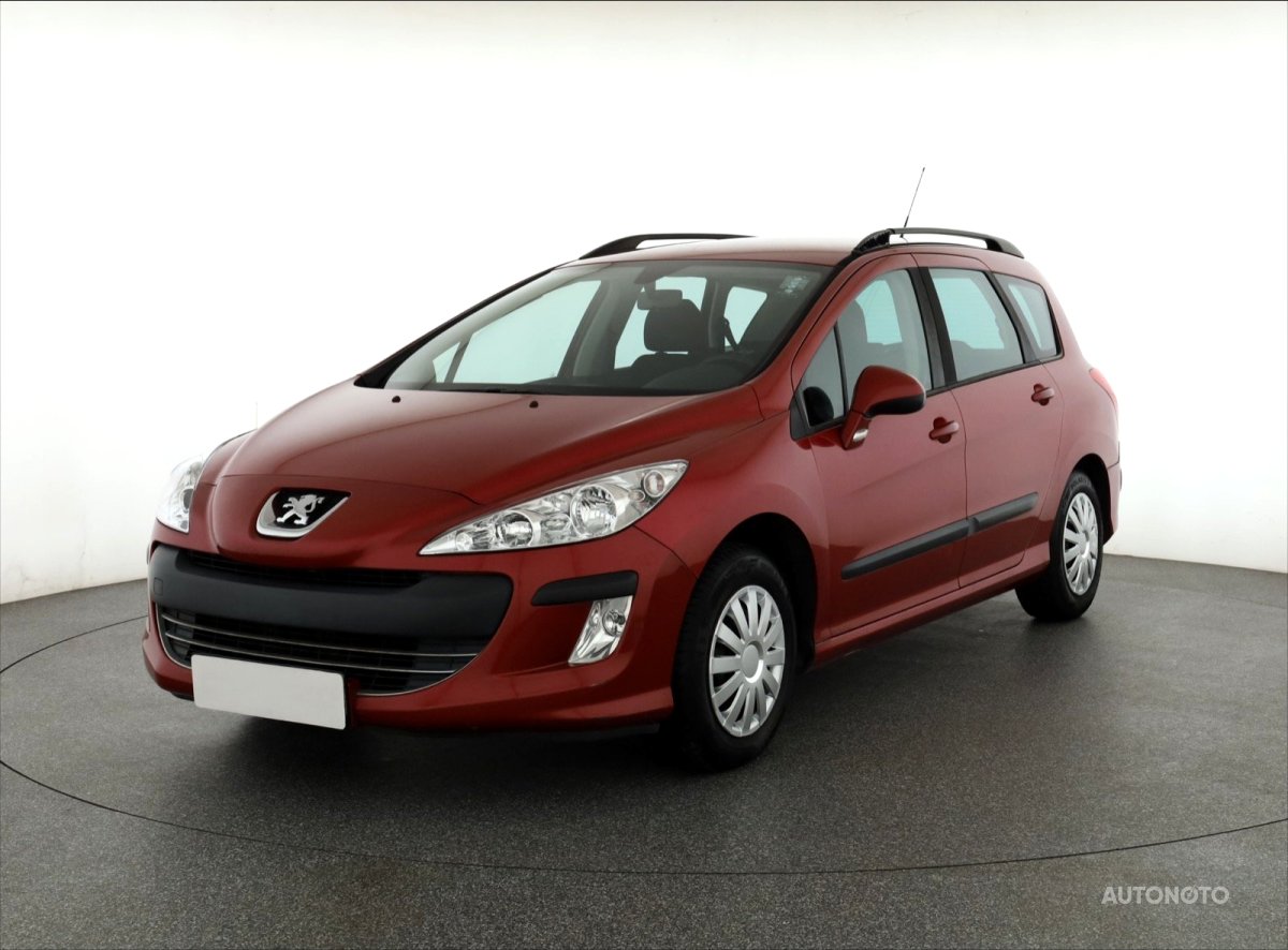 Peugeot 308, 2009 - pohled č. 3