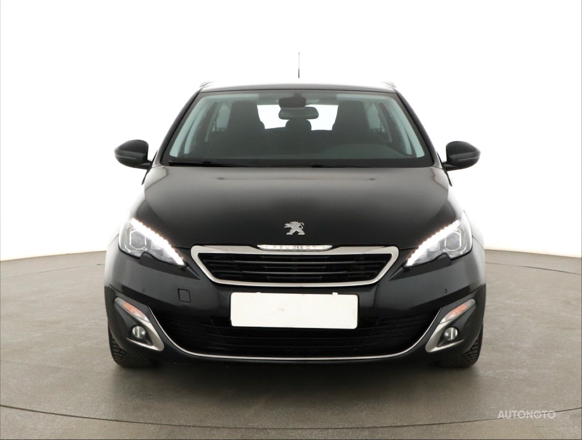 Peugeot 308, 2017 - pohled č. 2