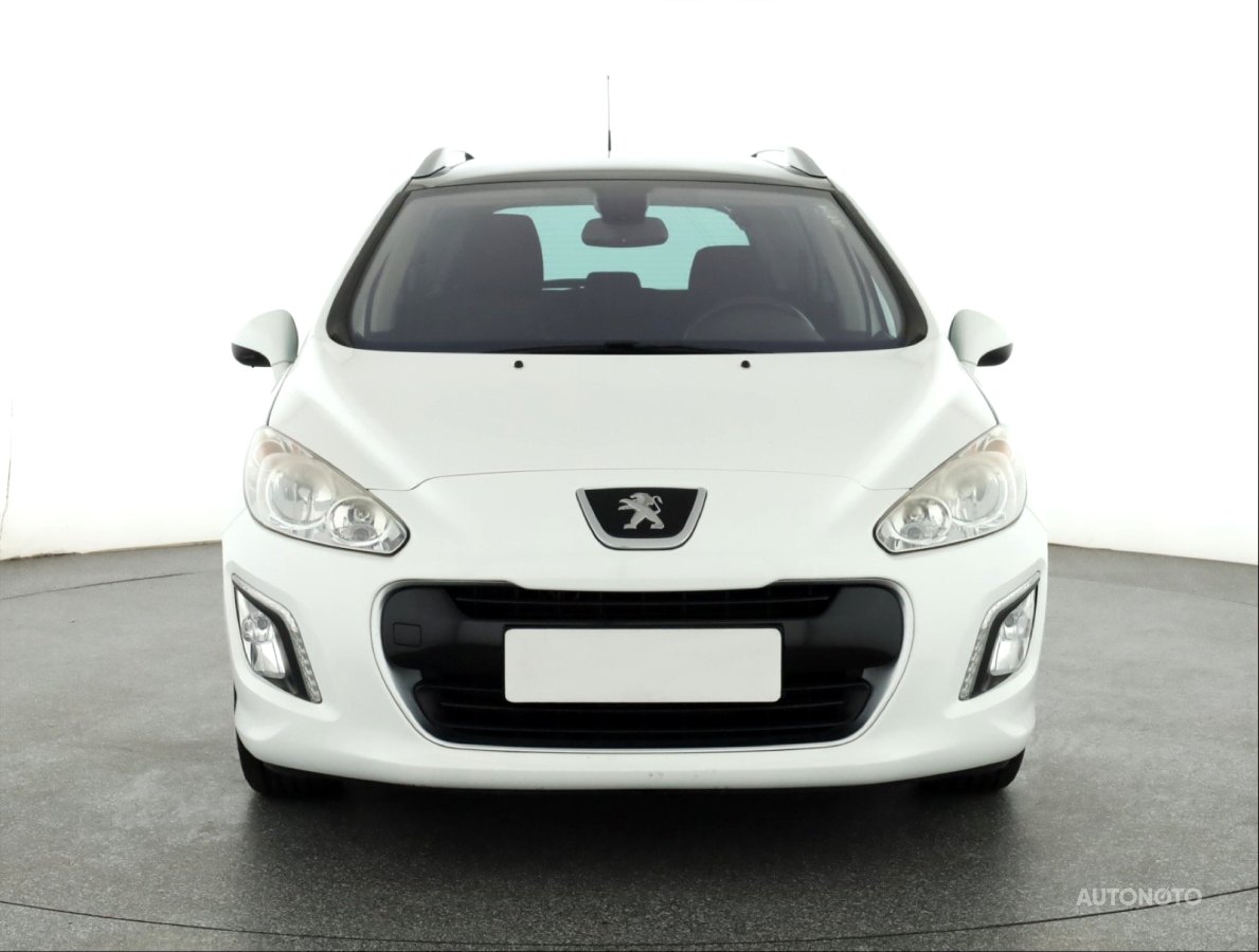 Peugeot 308, 2013 - pohled č. 2