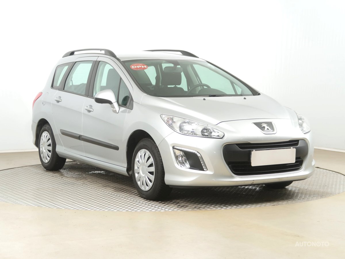 Peugeot 308, 2013 - celkový pohled