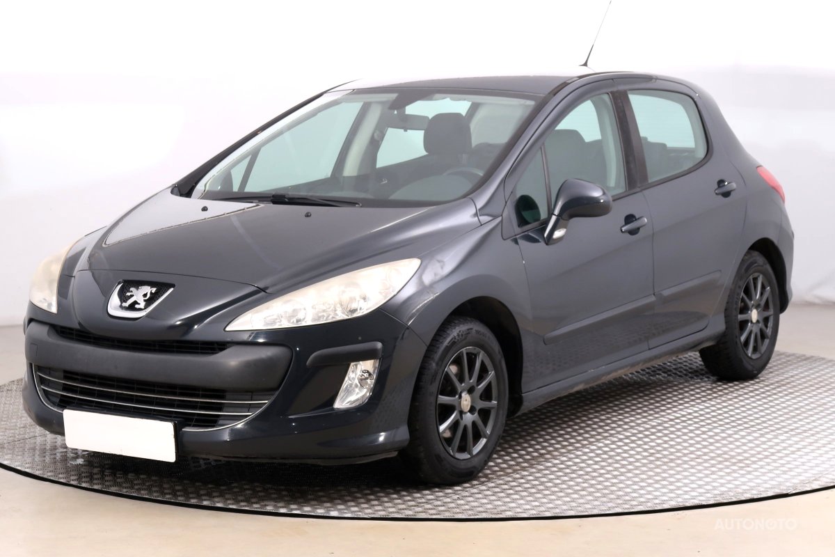 Peugeot 308, 2009 - pohled č. 3