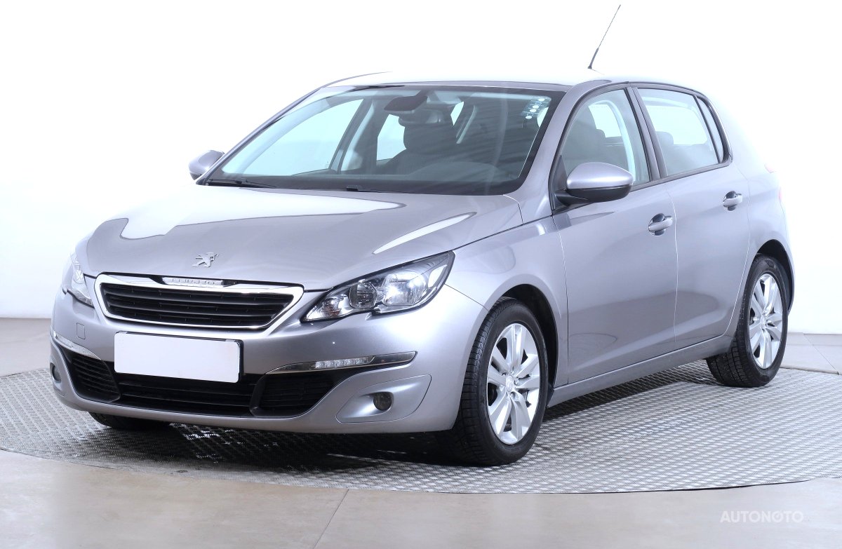 Peugeot 308, 2015 - pohled č. 3