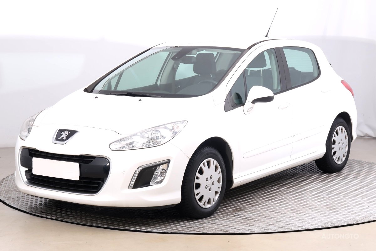 Peugeot 308, 2012 - pohled č. 3