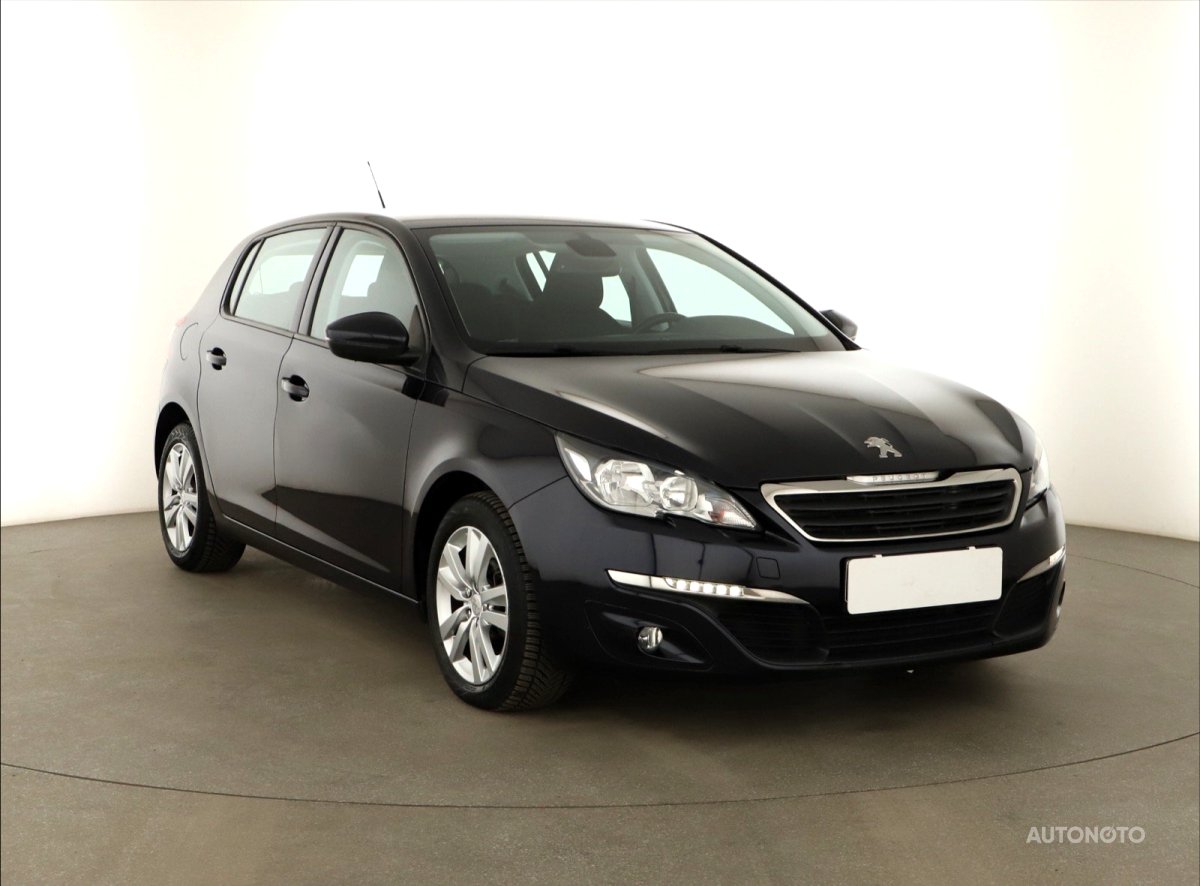 Peugeot 308, 2015 - celkový pohled