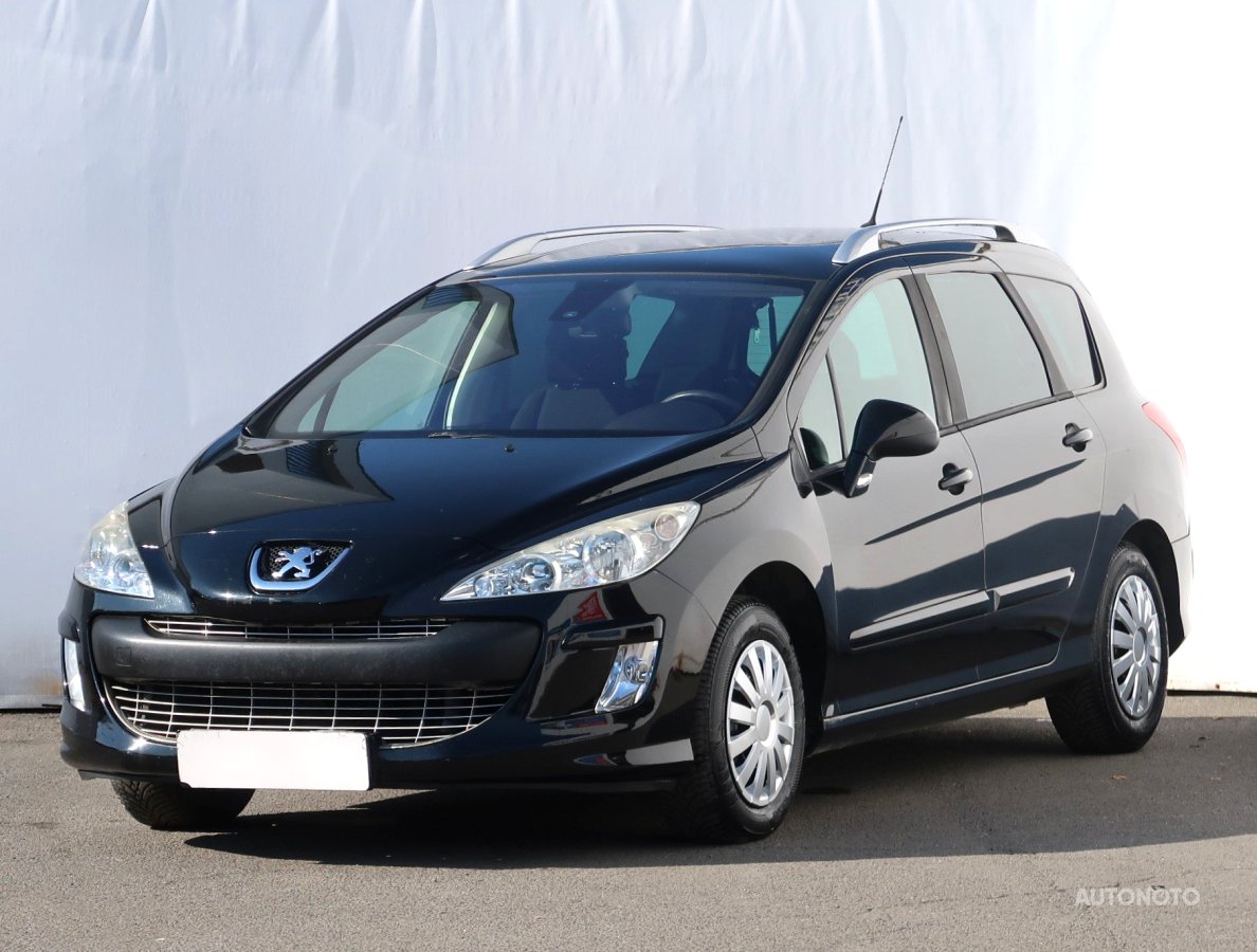 Peugeot 308, 2008 - pohled č. 3