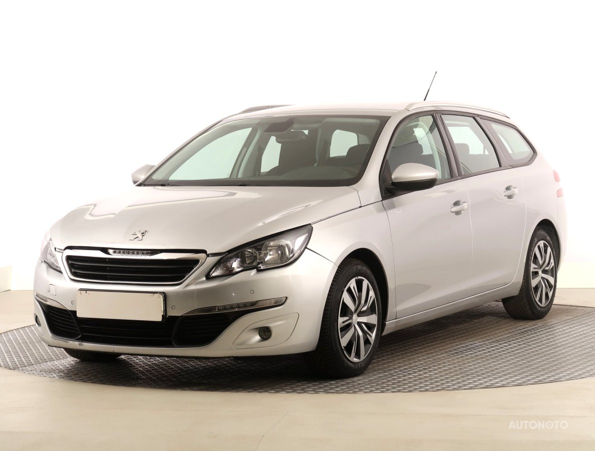 Peugeot 308, 2016 - pohled č. 3