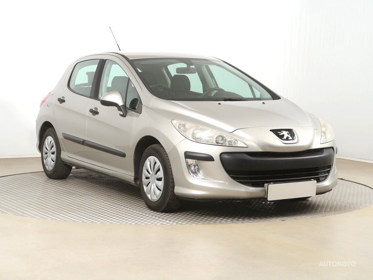 Peugeot 308, 2008 - celkový pohled