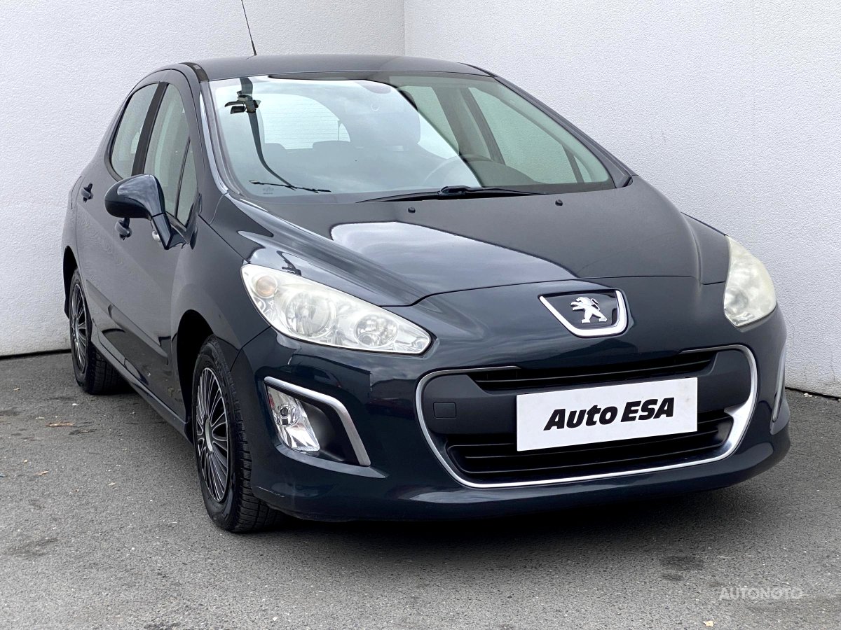 Peugeot 308, 2011 - celkový pohled