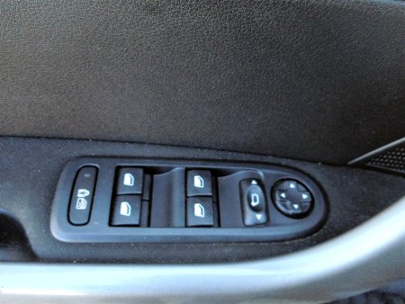 Peugeot 308, 2008 - pohled č. 10