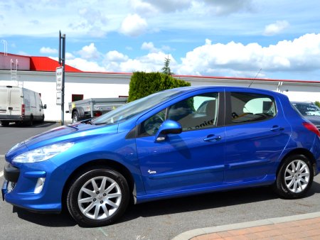 Peugeot 308, 2010 - pohled č. 4