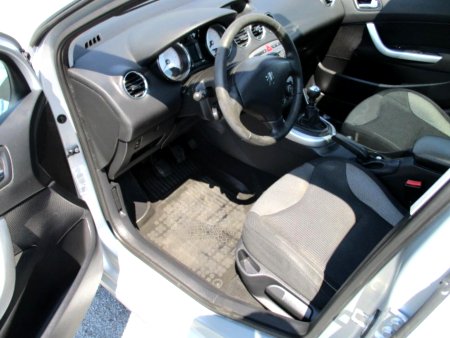 Peugeot 308, 2009 - pohled č. 6