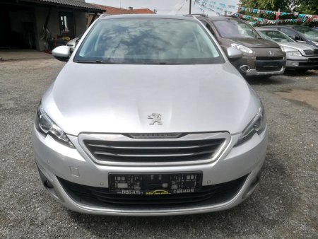 Peugeot 308, 2014 - pohled č. 2