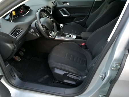 Peugeot 308, 2014 - pohled č. 8