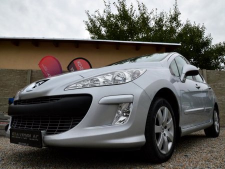 Peugeot 308, 2010 - pohled č. 2