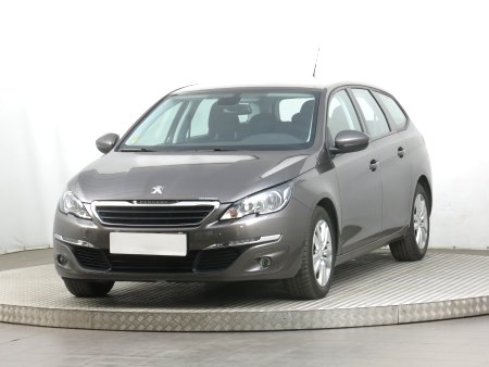 Peugeot 308, 2016 - pohled č. 3