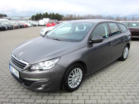 Peugeot 308, 2017 - pohled č. 2