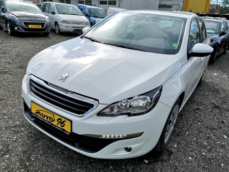 Peugeot 308, 2015