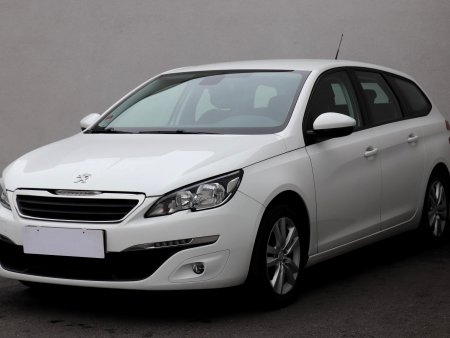 Peugeot 308, 2015 - pohled č. 3