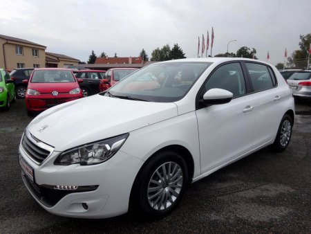 Peugeot 308, 2016 - pohled č. 3
