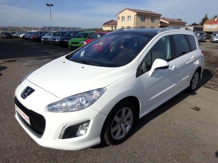 Peugeot 308, 2013 - pohled č. 3