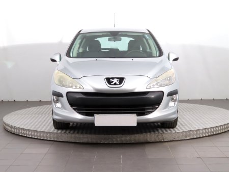 Peugeot 308, 2008 - pohled č. 2