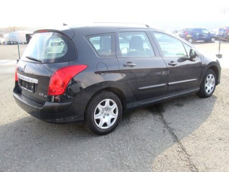 Peugeot 308, 2010 - pohled č. 2