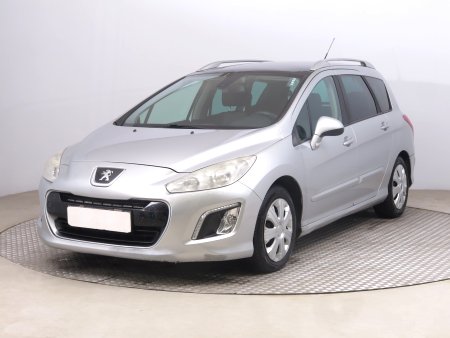 Peugeot 308, 2011 - pohled č. 3