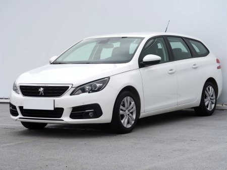 Peugeot 308, 2018 - pohled č. 3