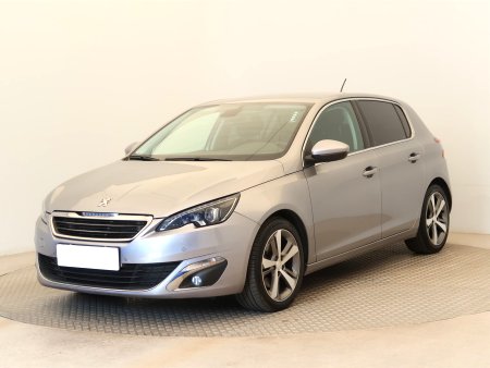Peugeot 308, 2016 - pohled č. 3