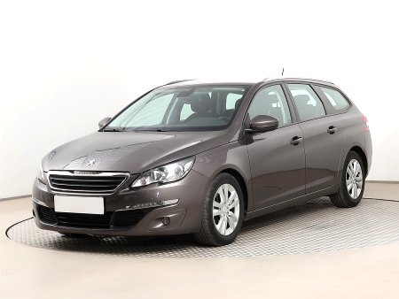 Peugeot 308, 2015 - pohled č. 3
