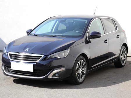 Peugeot 308, 2014 - pohled č. 3