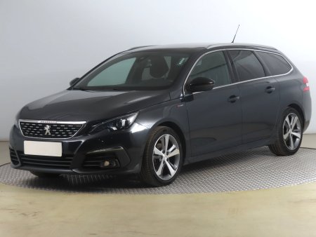 Peugeot 308, 2018 - pohled č. 3