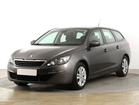 Peugeot 308, 2017 - pohled č. 3