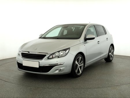 Peugeot 308, 2015 - pohled č. 3