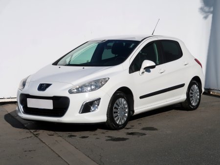 Peugeot 308, 2013 - pohled č. 3