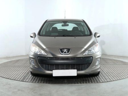 Peugeot 308, 2010 - pohled č. 2