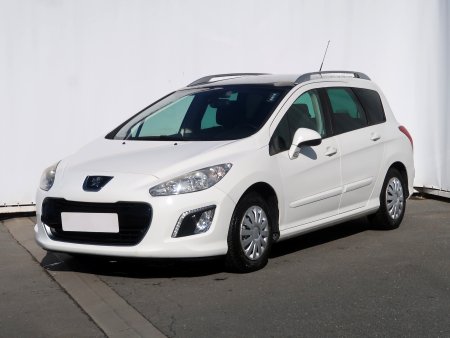 Peugeot 308, 2013 - pohled č. 3