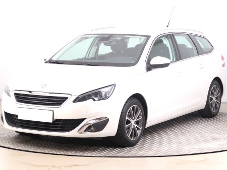 Peugeot 308, 2015 - pohled č. 3