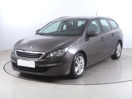 Peugeot 308, 2014 - pohled č. 3