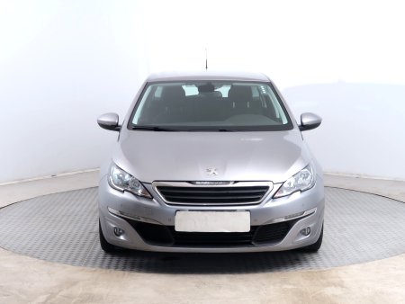 Peugeot 308, 2017 - pohled č. 2